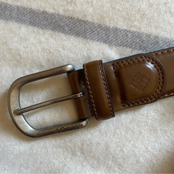 Columbia Men's Brown Leather Belt Size 42 - Picture 2 of 7